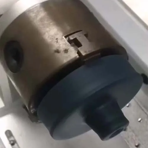 الوسم والنقش بالليزر على مواد مصنوعة من السيليكون